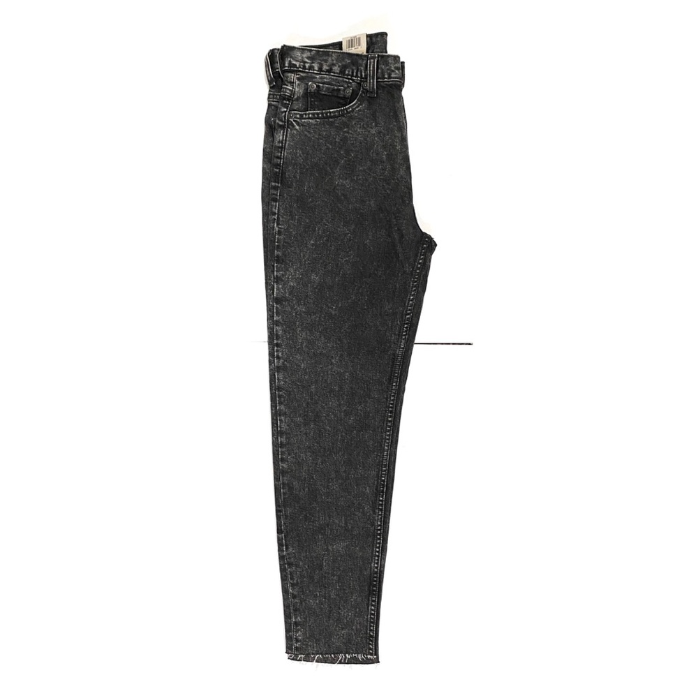 LEVI’S EXPOSED BUTTON MOM JEANS - Picture 5 of 13